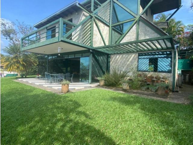 Casa en venta en caicaguana