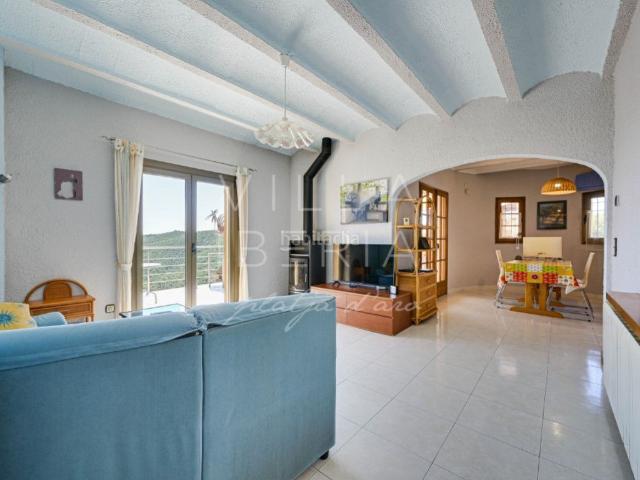 Casa en venta en Calonge, Cabanyes Mas Ambrós Mas Pallí. VILLA CON ESPECTACULARES VISTAS AL MAR Y PISCINA INTERIOR PANORÁMICA. Casas.