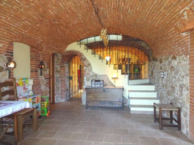 Casa en venta en Calonge, Poble. Casa de piedra restaurada en Calonge. Casas.