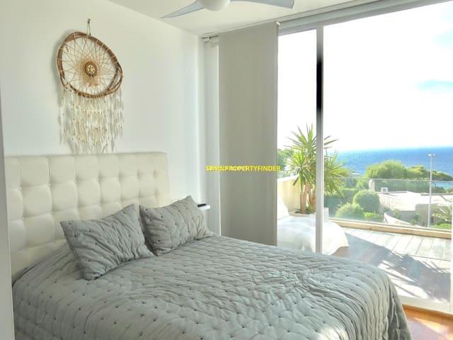 Casa en venta en Cala Tarida, Ibiza