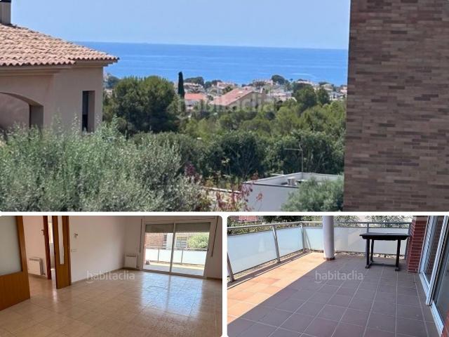 Casa en venta en Calafell, Ciutat jardí Bonanova Costa Dorada. CASA CON 5 HABITACIONES, JARDÍN, GRAN GARAJE Y VISTAS AL MAR EN LA BONANOVA DE CALAFELL. Casas.