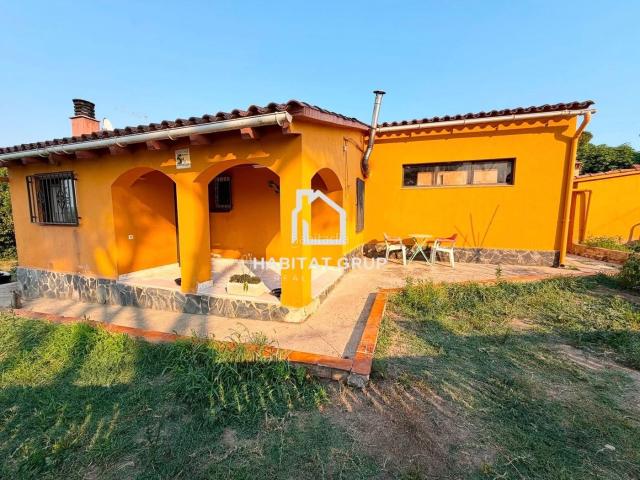 Casa en venta en Caldes de Malavella. Casas Caldes de.
