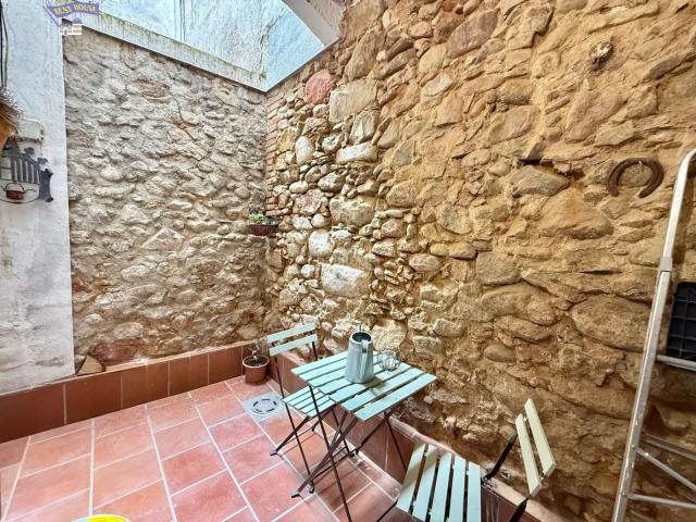 Casa en venta en Caldes de Montbui. ESPECTACULAR CASA RÚSTICA REFORMADA EN PLENO CENTRO DE CALDES DE MONTBUI. Casas Caldes de.