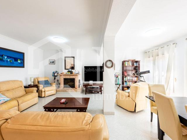 Casa en venta en Caleta de Velez. Chalet independiente en Caleta de Vélez. Casas Caleta de.