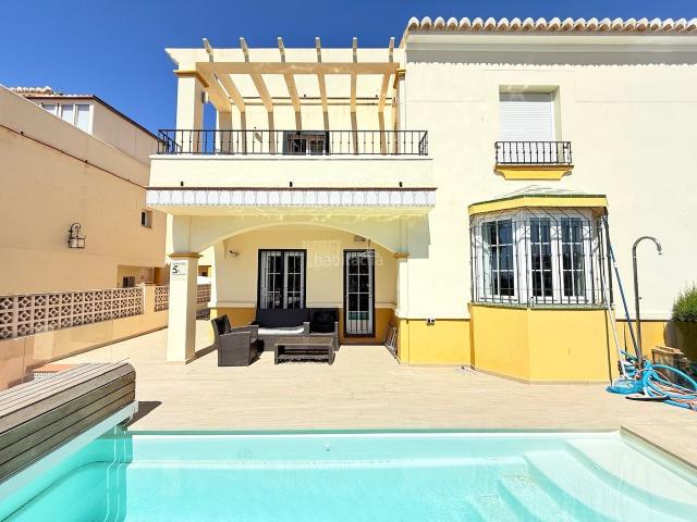 Casa en venta en Caleta de Velez. EXCLUSIVA VIVIENDA EN CALETA DE VÉLEZ A SOLO 400 METROS DE LA PLAYA. Casas Caleta de.