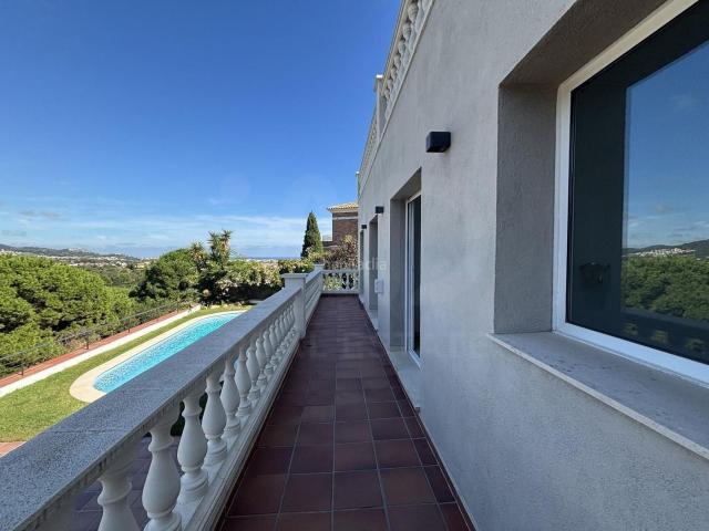 Casa en venta en Calella. Casas.