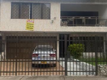 Casa En Venta En Cali En El Gran Limonar V179899
