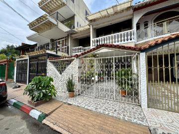 Casa En Venta En Cali En La Esmeralda V337654