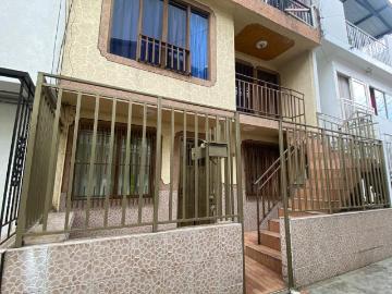Casa En Venta En Cali En Urbanizacion La Nueva Base V66313