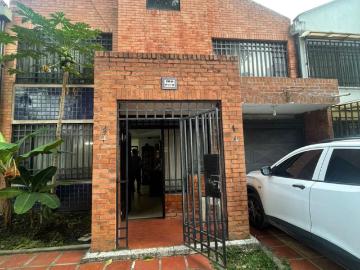 Casa En Venta En Cali En Urbanizacion San Joaquin V315090