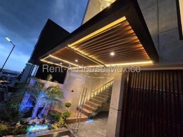 Casa en Venta en Calle Magnolia, Bosque Esmeralda RU 25 2126