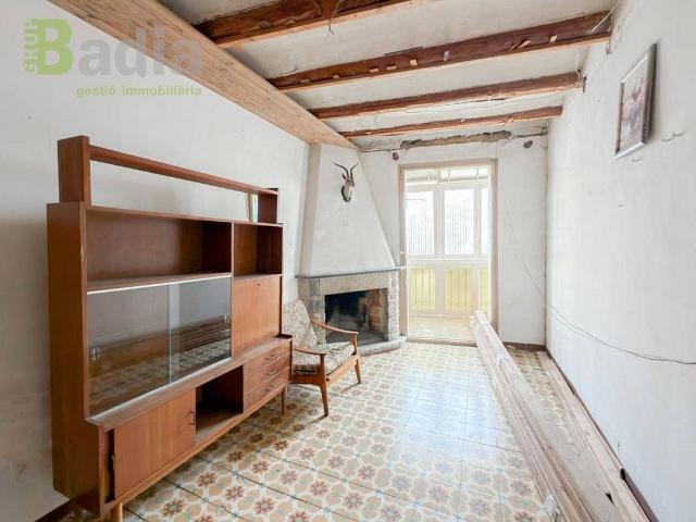 Casa en venta en calle Major, Alcarràs, de 171 m² 4 habitaciones por 95.000
