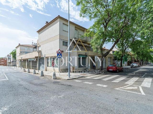 Casa en venta en calle Mas Dels Ossos, Reus, de 106 m² 4 habitaciones por 199.900 €