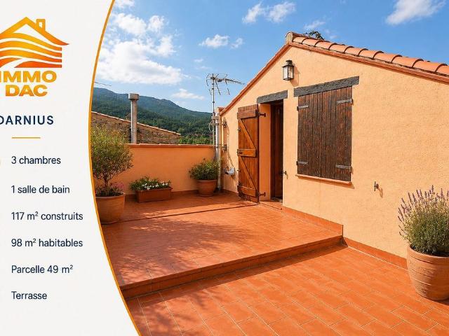 Casa en venta en calle Nou, Darnius, de 98 m² 3 habitaciones por 235.000