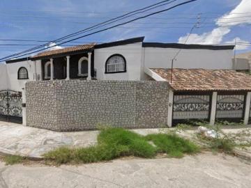 CASA EN VENTA EN CALLE ALAMO, TORREON JARDIN, TORREON, COAHUILA