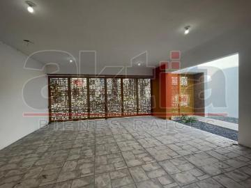 CASA EN VENTA EN CALLE CUARTA, COL. LAS FUENTES, REYNOSA TAMAULIPAS