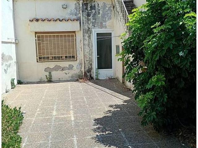 Casa en venta en calle De Cerdanyola, Sabadell, de 135 m² 4 habitaciones por 420.000