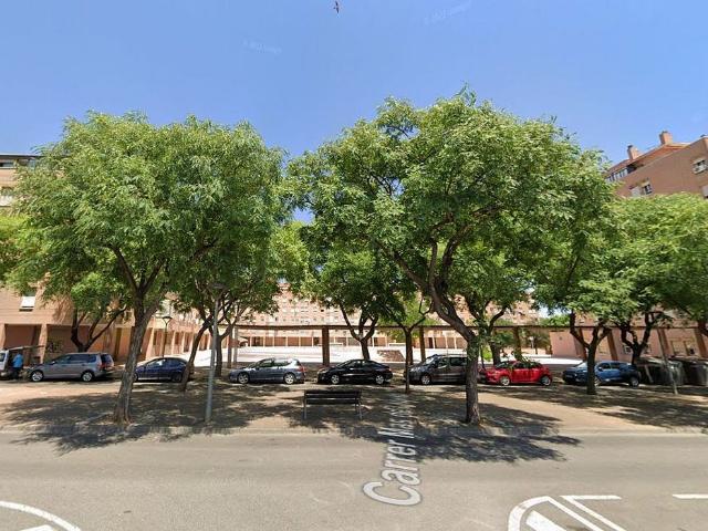 Casa en venta en calle De la Mare de Déu de Puigcerver, Reus, de 87 m² 2 habitaciones por 73.000 €