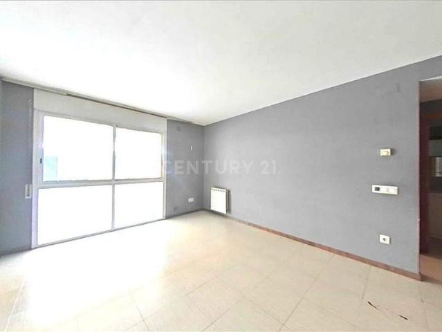 Casa en venta en calle De la Riera de Bugantó, Girona, de 42 m² 1 habitación por 146.000 €