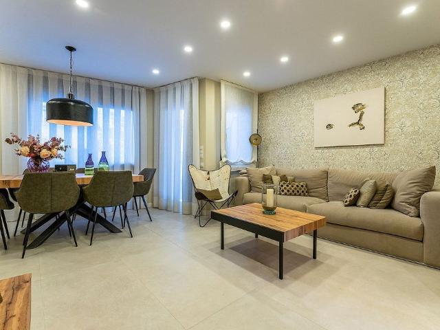 Casa en venta en calle De L'aleixar, Reus, de 130 m² 4 habitaciones por 530.000 €