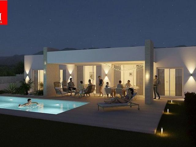 Casa en venta en calle De Les Magnòlies, Alcanar, de 106 m² 3 habitaciones por 440.000