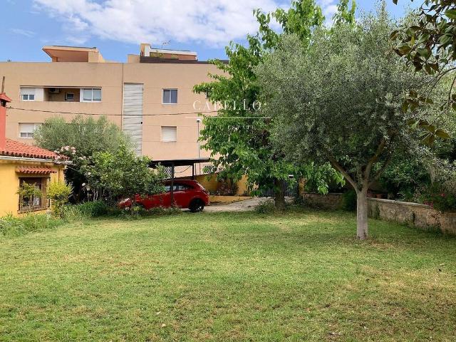 Casa en venta en calle De Lleida, Rubí, de 82 m² 3 habitaciones por 430.000