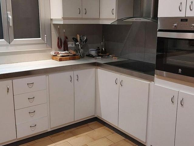 Casa en venta en calle De Riudoms, Reus, de 335 m² 4 habitaciones por 278.000 €