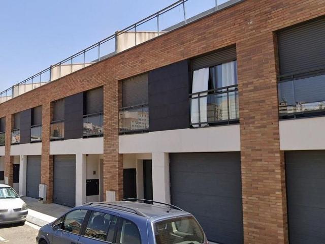 Casa en venta en calle D'eduard Toldrá Solé, Reus, de 143 m² 2 habitaciones por 185.000 €
