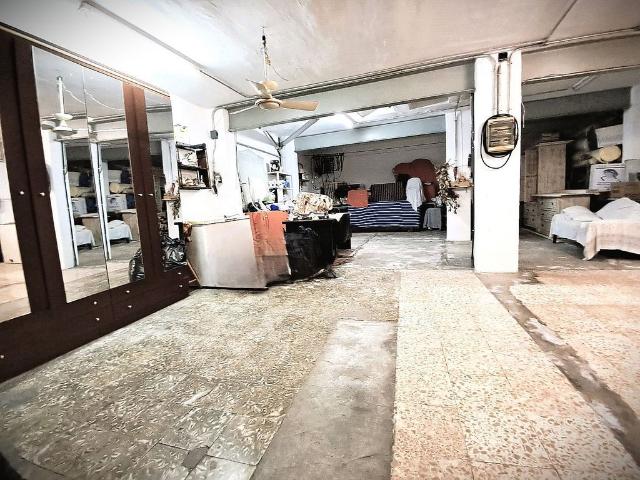 Casa en venta en Mataró, de 333 m² 4 habitaciones por 350.000 €