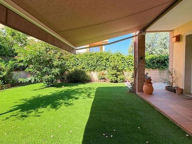 Casa en venta en calle Del Consolat de Mar, Santa Maria de Palautordera, de 243 m² 4 habitaciones por 425.000