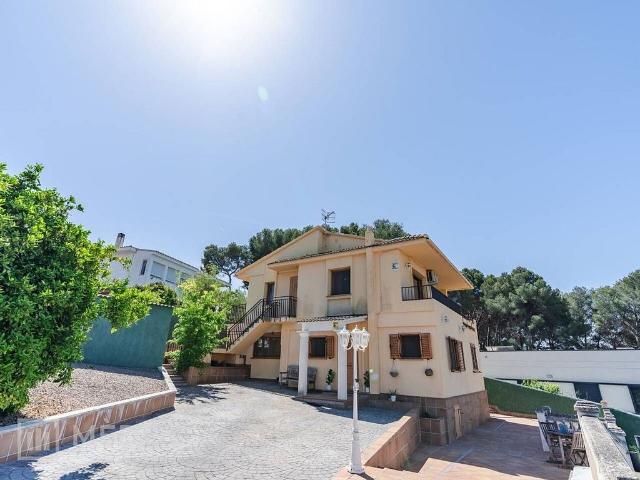 Casa en venta en calle Del Pegas, Tarragona, de 117 m² 5 habitaciones por 440.000