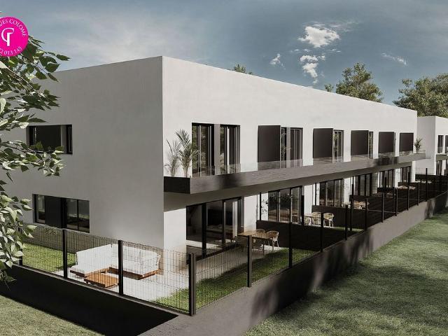 Casa en venta en calle Del Perelló, Vilablareix, de 174 m² 5 habitaciones por 499.000 €