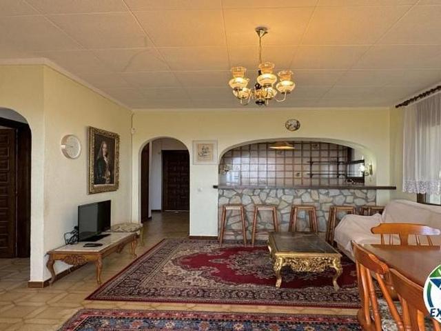 Chalet en venta en calle Eivissa, Roses, de 72 m² 2 habitaciones por 389.000