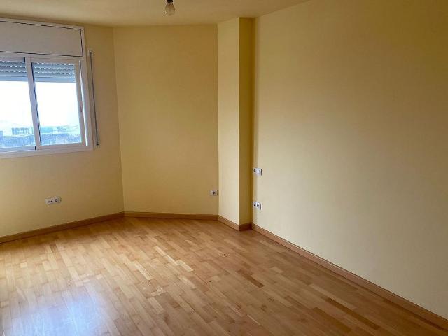 Casa adosada en venta en calle G, Torrebesses, de 160 m² 3 habitaciones por 138.000