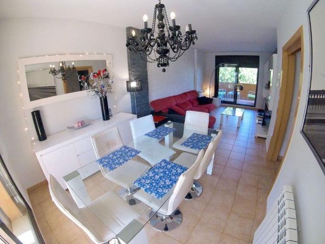 Casa adosada en venta en calle Joaquim Codina i Vinyes, Lloret de Mar, de 140 m² 4 habitaciones por 534.000