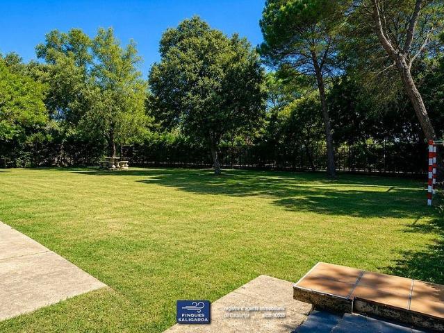 Casa en venta en calle Les Agudes, Seva, de 250 m² 5 habitaciones por 475.000
