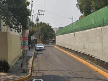 Casa en Venta en calle San Pedro colonia Del Carmen Coyoacán frente a preparatoria 6