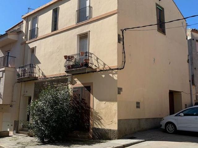 Casa en venta en calle Santa Maria, Castellserà, de 225 m² 4 habitaciones por 95.000