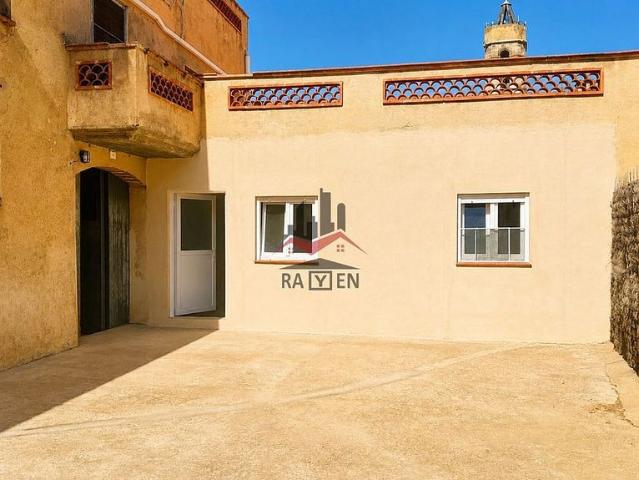 Casa adosada en venta en calle Siurana, Riumors, de 353 m² 6 habitaciones por 295.000