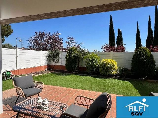 Casa en venta en Sant Quirze del Vallès, de 250 m² 3 habitaciones por 625.000