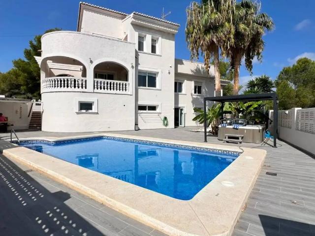 Casa en Venta en Calp