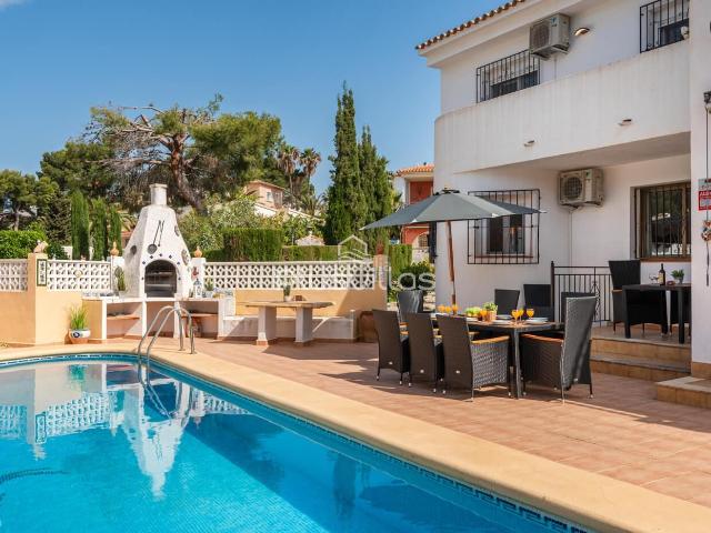 Casa en venta en Calp, Carrió La Merced Los Pinos. Casas.