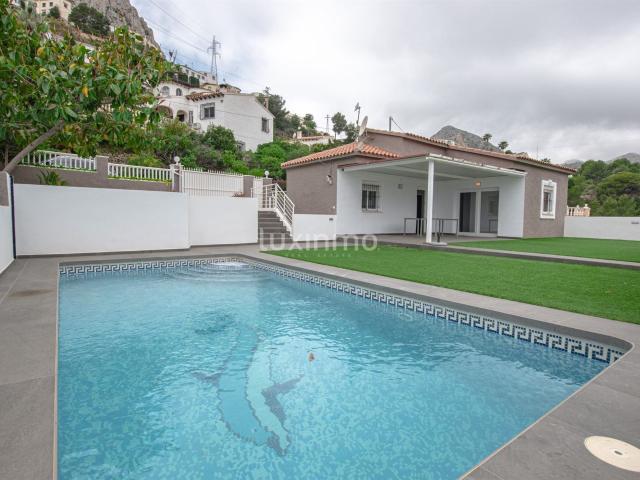 Casa en venta en Calpe con vistas panorámicas al mar en Mary. 189m² Calpe Calp