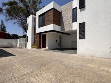 CASA EN VENTA EN CALZADA DE LOS ACTORES, CUERNAVACA, MORELOS