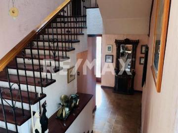 CASA EN VENTA EN CALZADA DE LAS AGUILAS 4