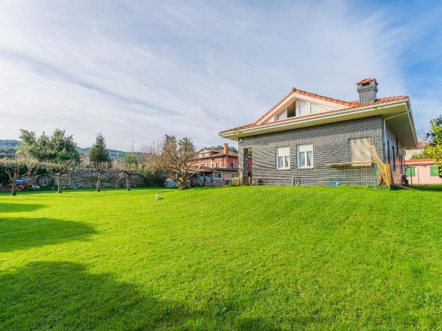 Casa en venta en Camargo, Pueblo. Casas.