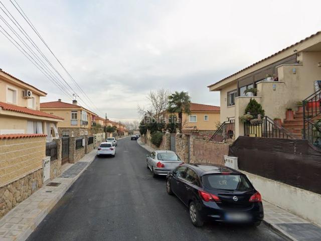 Casa en venta en Camarena. Casas.