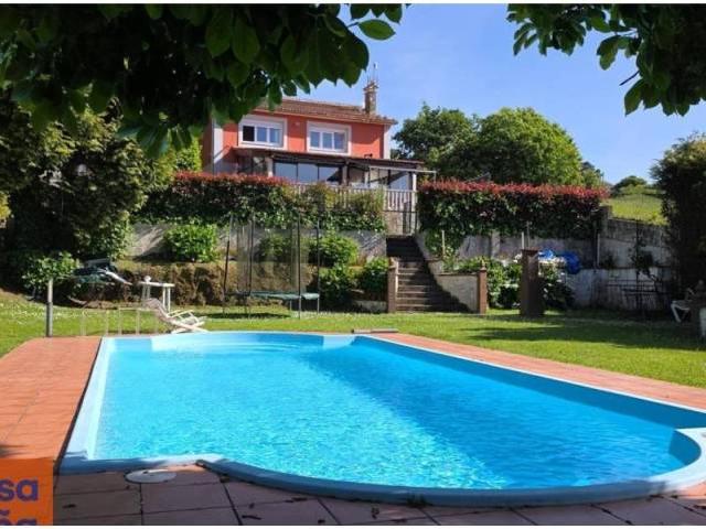 Casa en Venta en Cambre