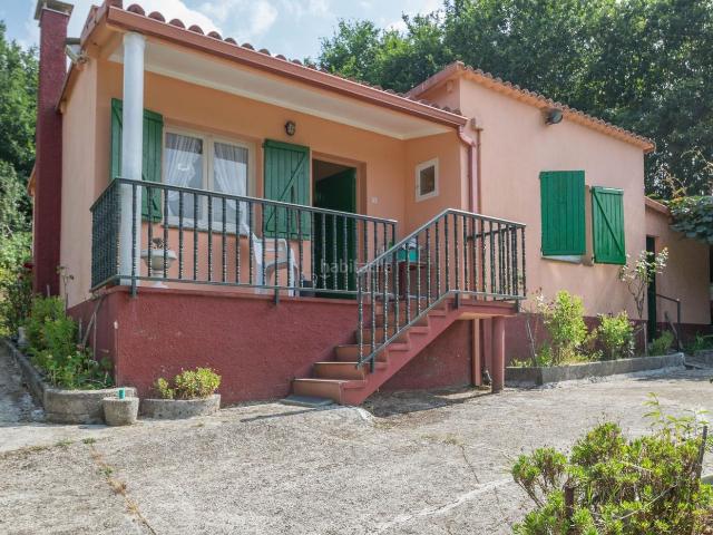 Casa en venta en Cambre. Fin de semana con huerta y gran parcela en Meixigo Cambre. Casas.