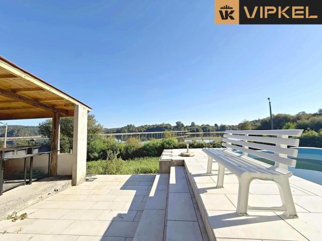 Casa en venta en Cambre La Coruña